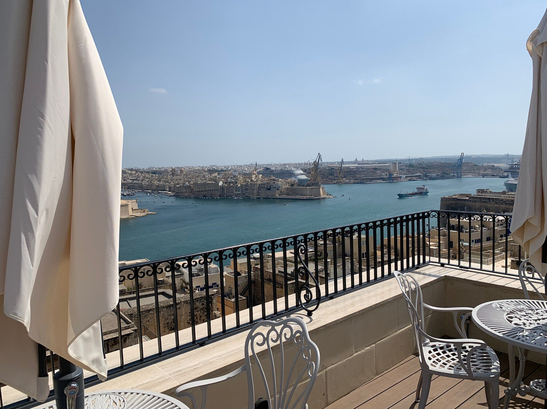 The Gomerino Hotel主图