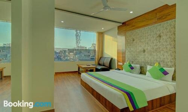 FabHotel Black Diamond主图