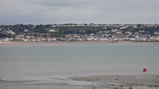 St Aubin's Harbour景点图片