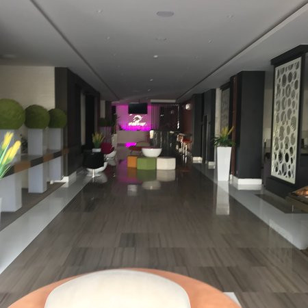 Grand Valley Hotel主图