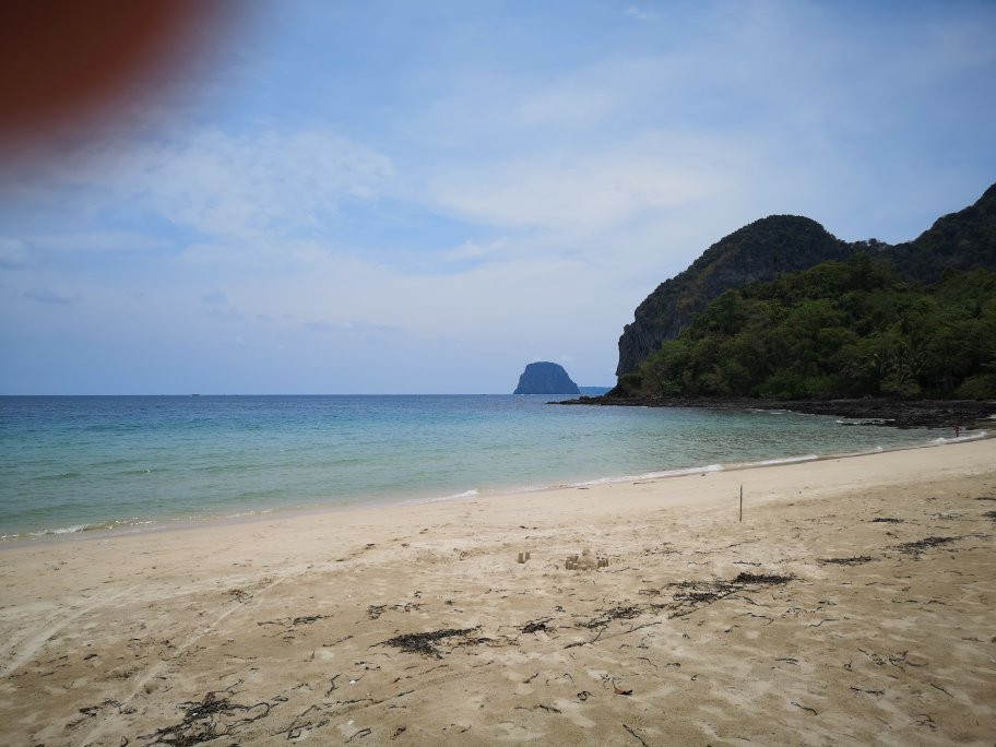 Farang Beach景点图片