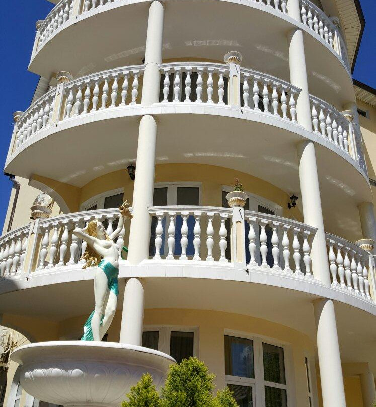 Nizhnyaya Beranda酒店住宿-Lidianna