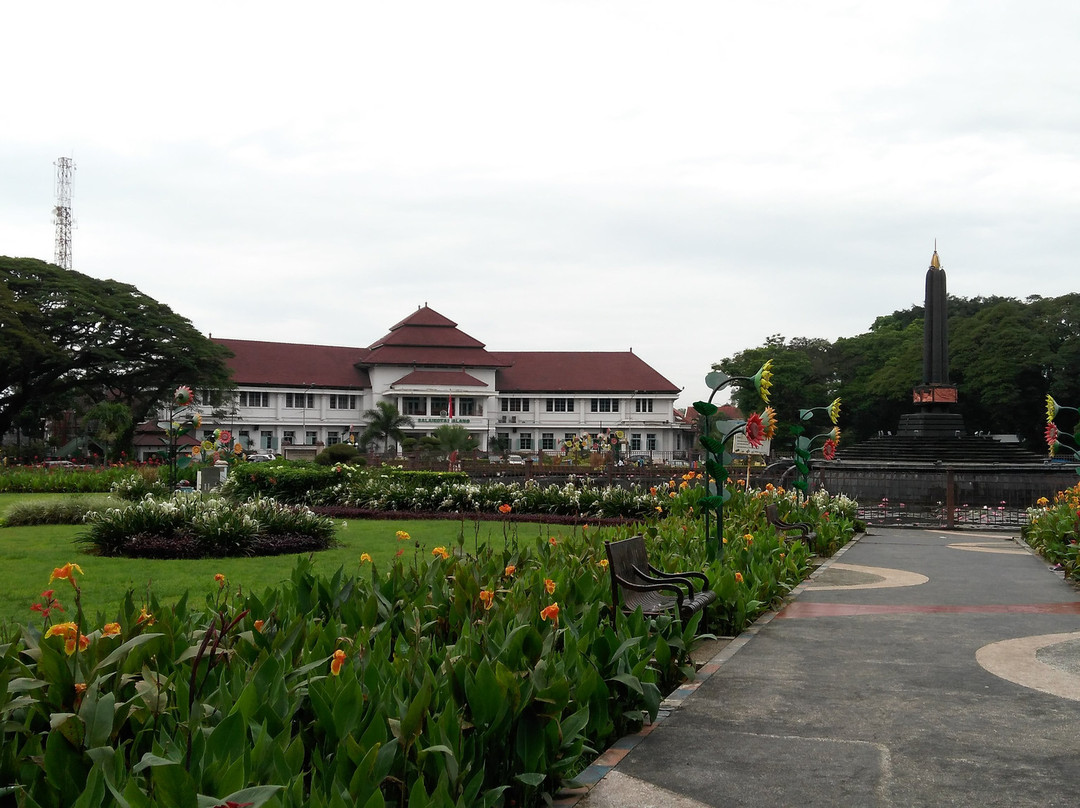 Malang City Hall Monument景点图片