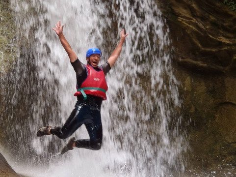 Malduk Adventures-奥米斯必去景点