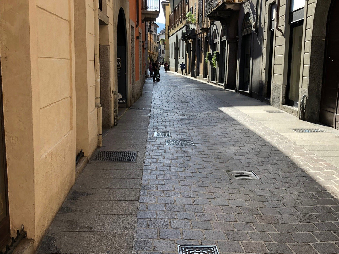 Via Vittorio Emanuele II di Vimercate景点图片