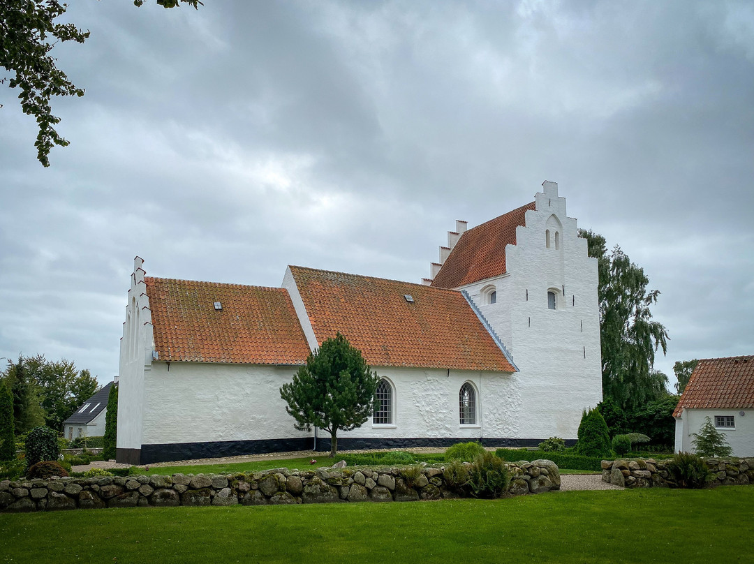 Sollested Kirke I Assens Kommune景点图片