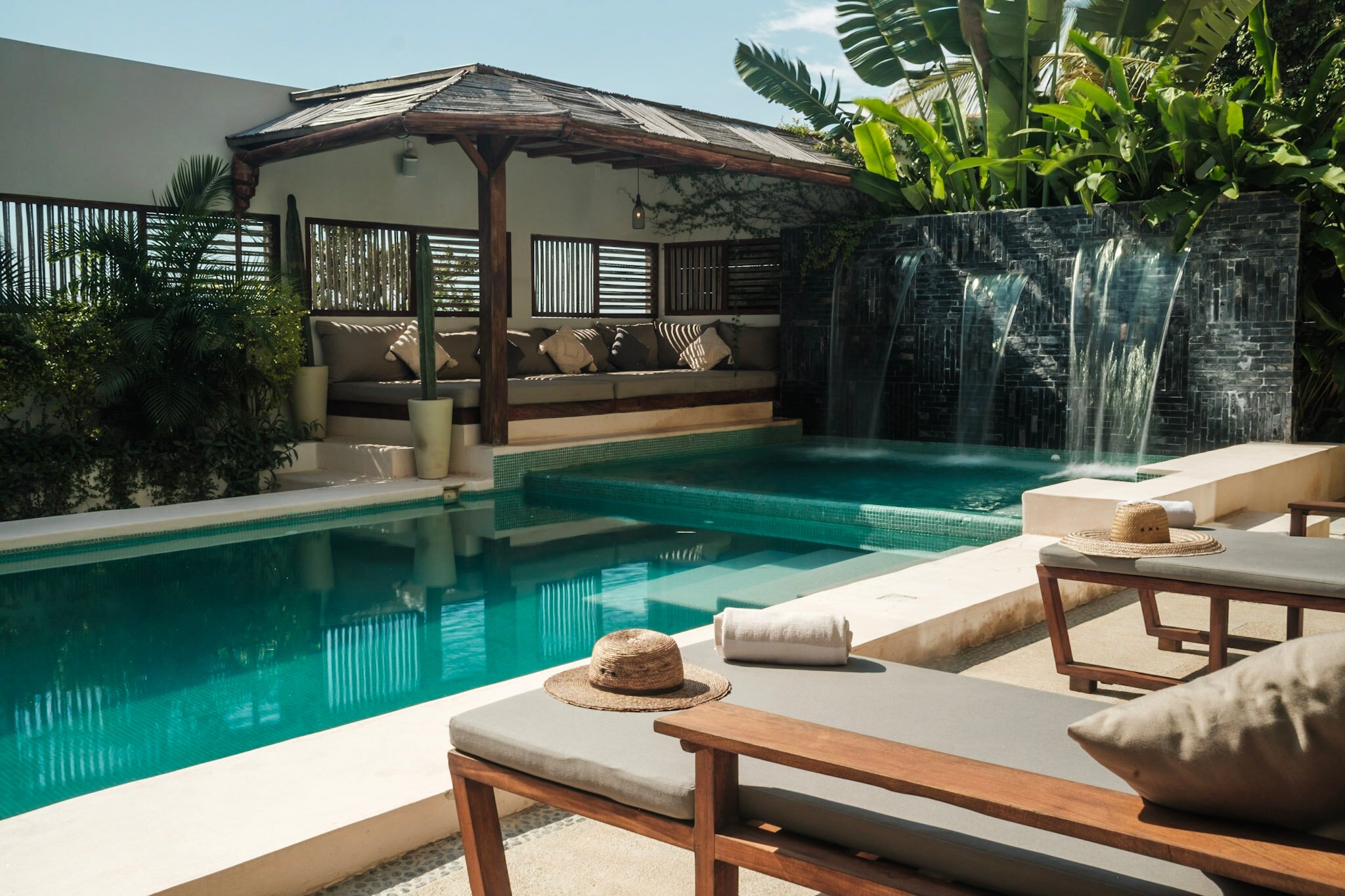 Casa Calibra: Boutique Wellness Hotel-泳池