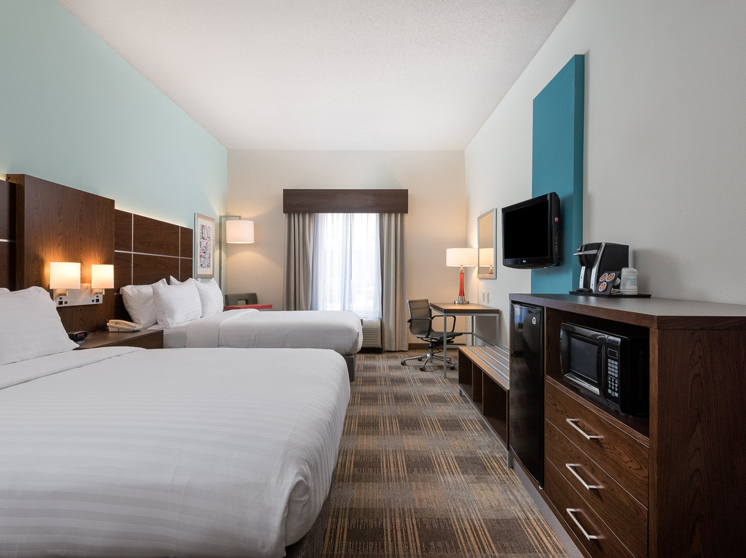 Holiday Inn Express & Suites Grenada by IHG主图