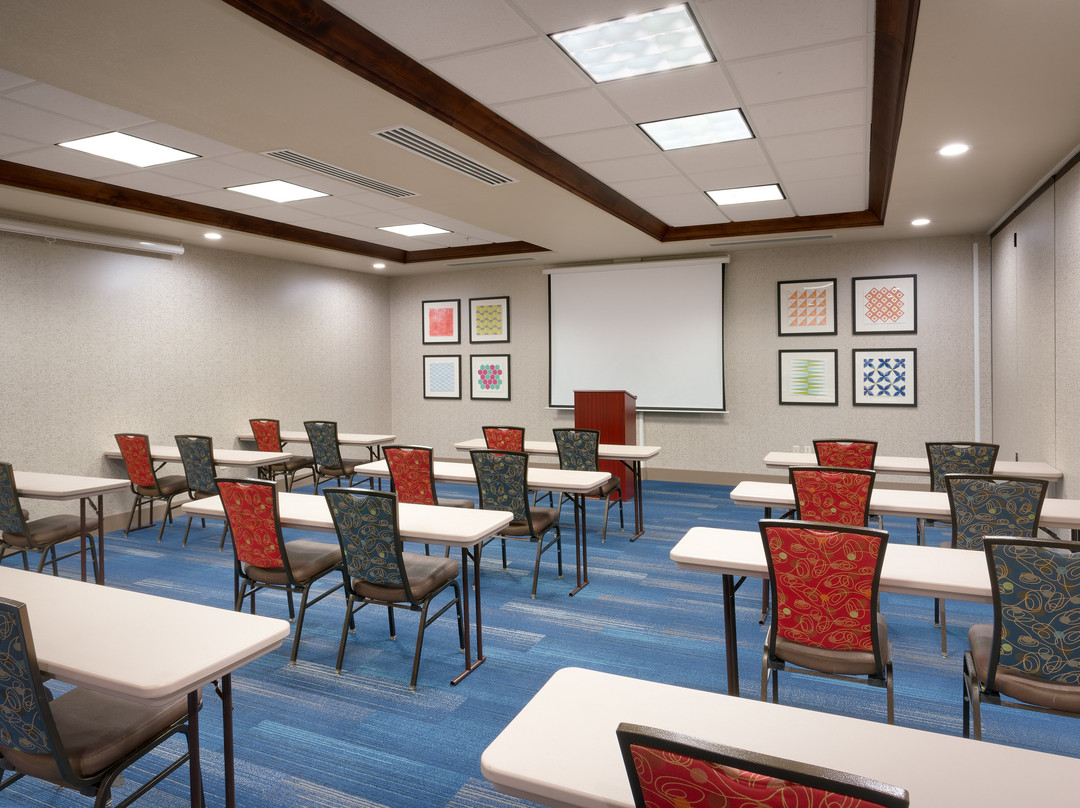Holiday Inn Express & Suites Orem-north Provo By IHG主图