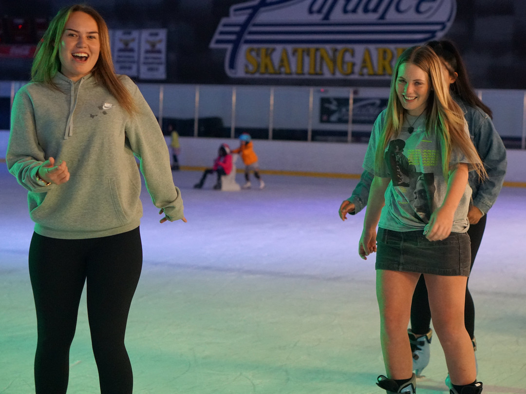 Paradice Ice Skating Avondale-Avondale必去景点