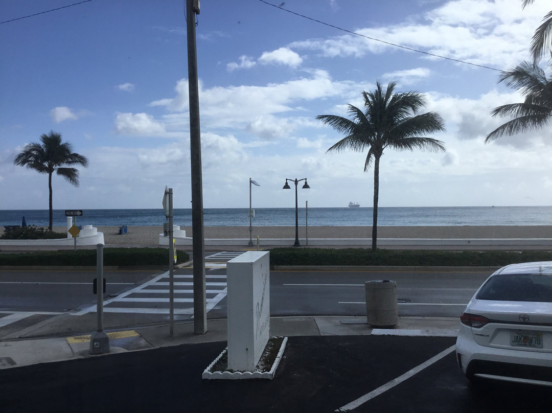 普瑞米尔酒店主图