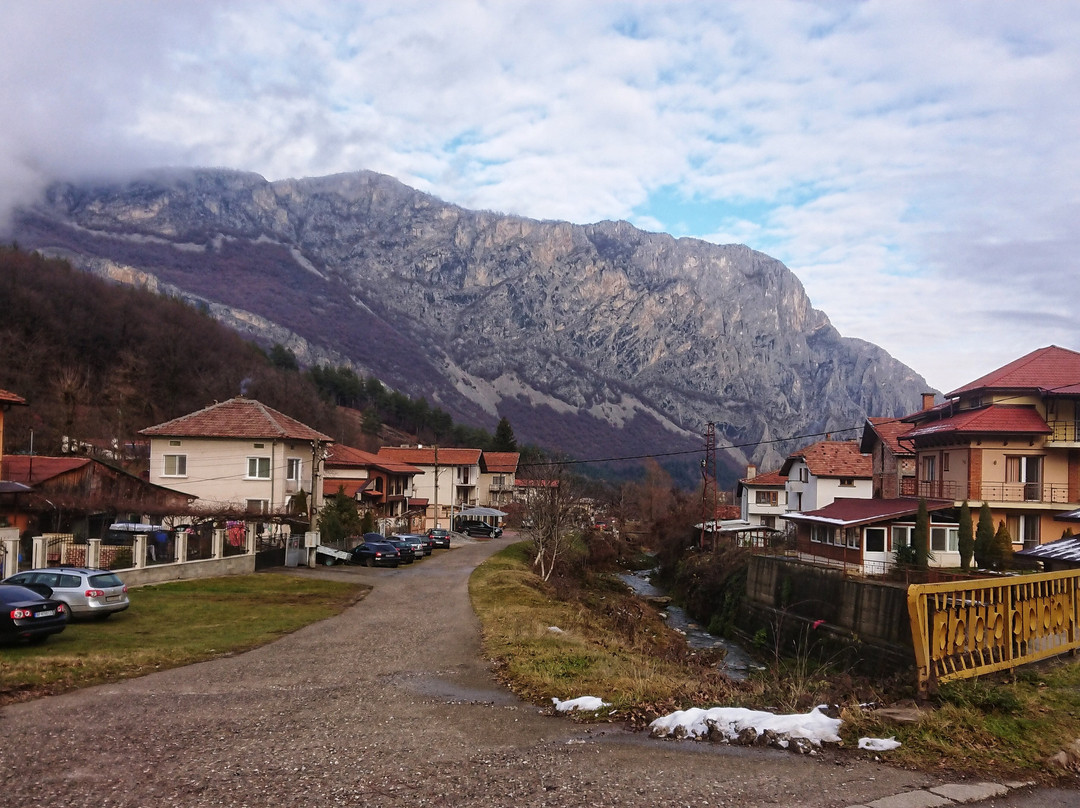 “Vrachanski Balkan” Nature Park-Vratsa必去景点