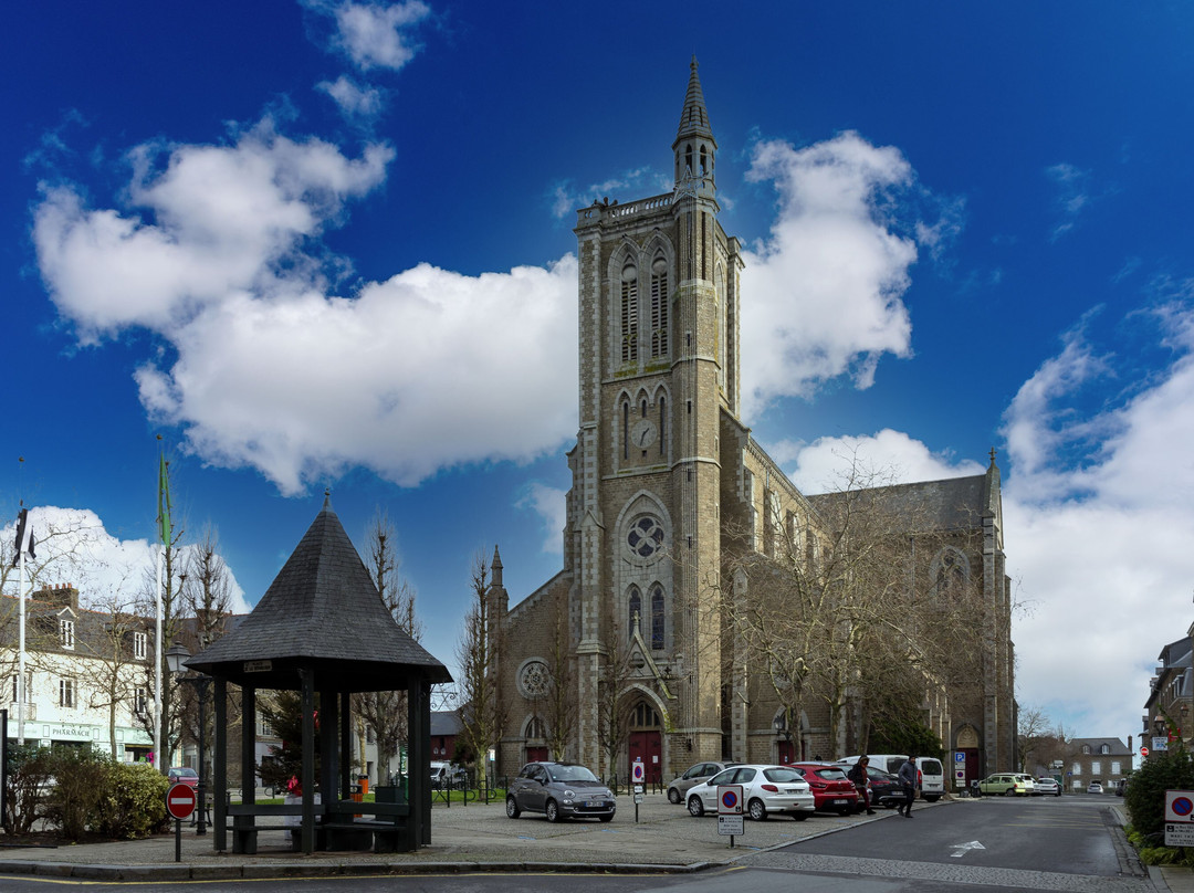 Eglise Saint-Méen-康卡勒必去景点
