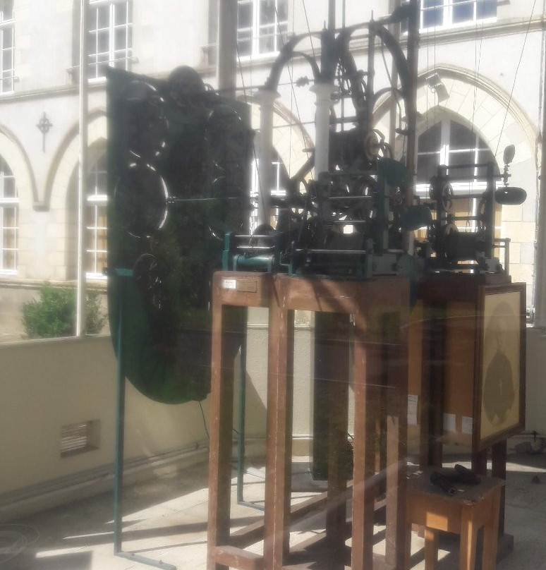 Horloge Astronomique du Frere Bernardin景点图片