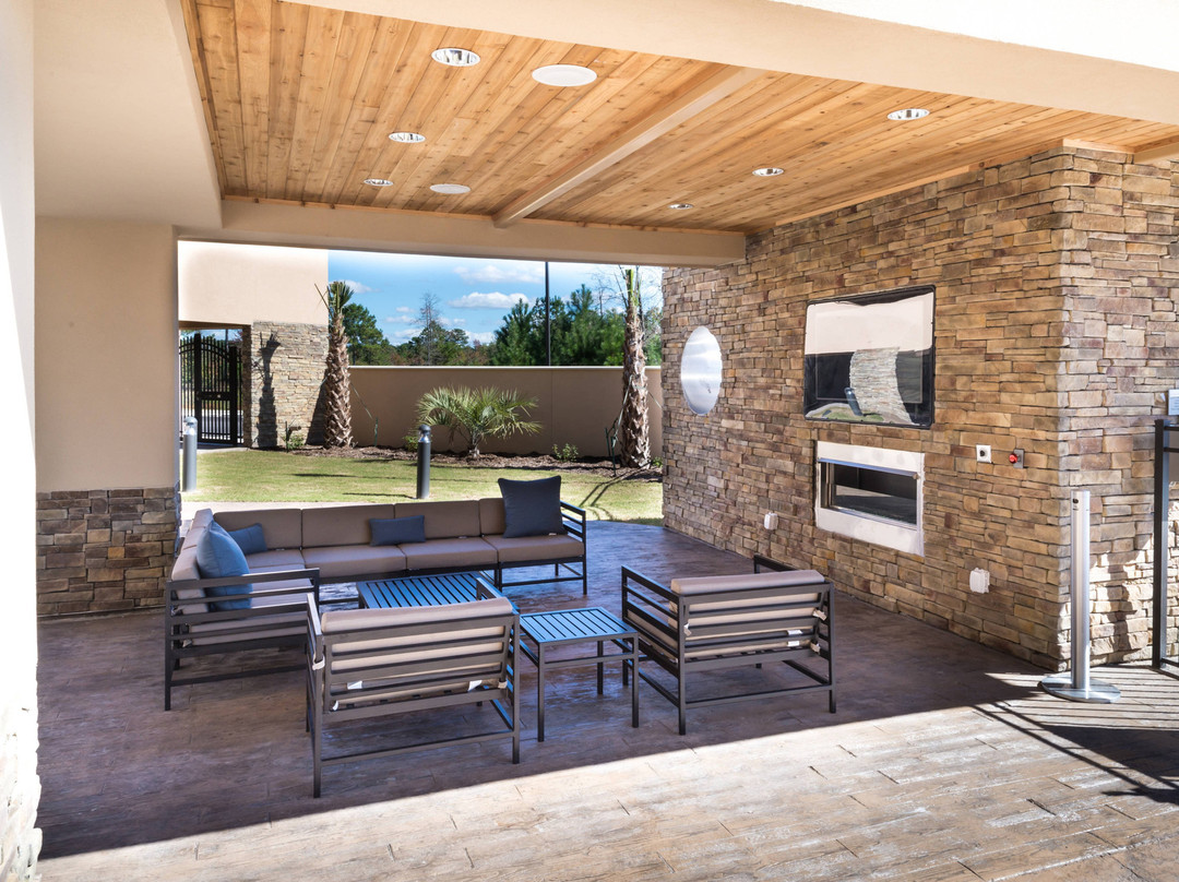 Courtyard by Marriott Jacksonville主图