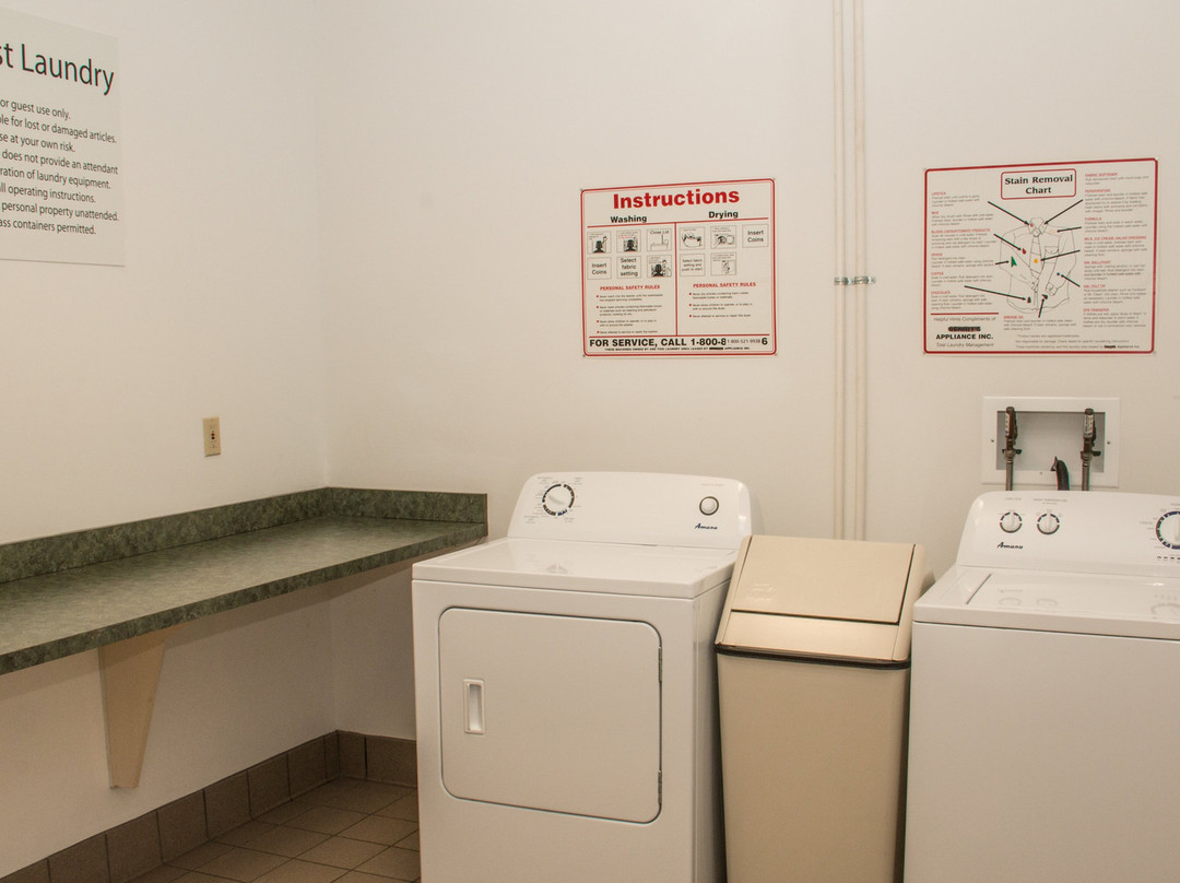 Holiday Inn Express & Suites Saginaw By IHG主图