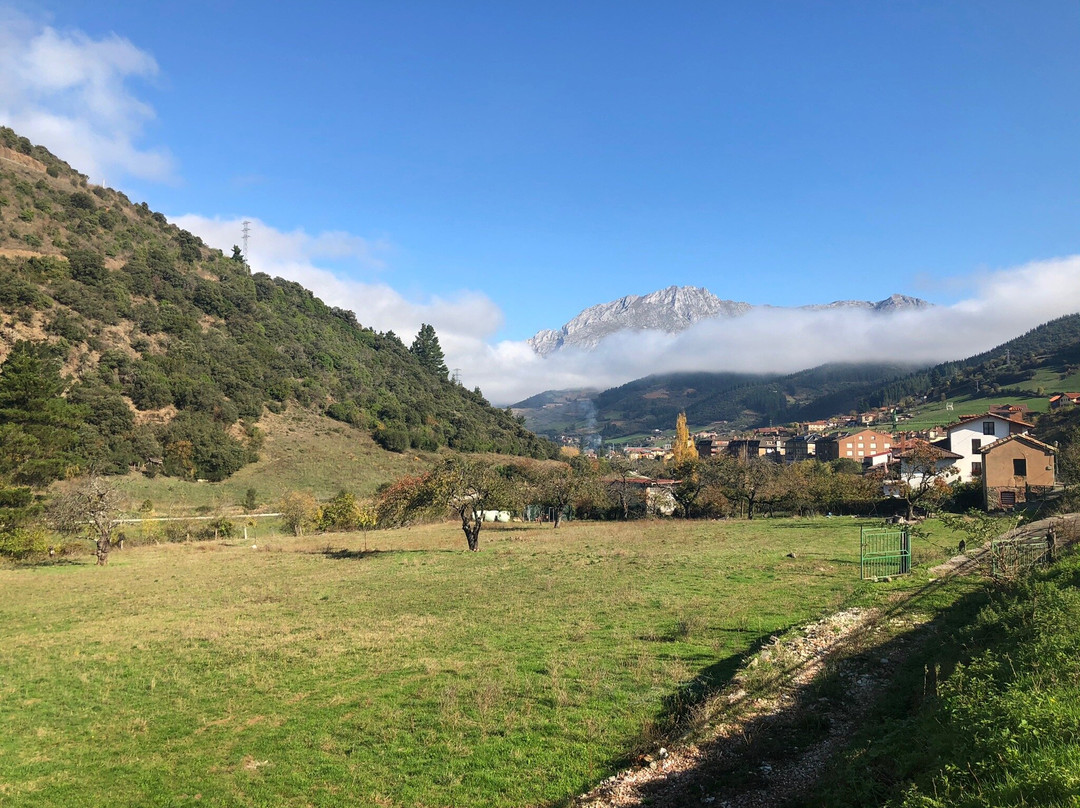 Picos de Valdecoro Hotel主图
