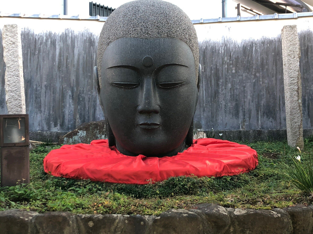 Kubijizo-宝冢市必去景点