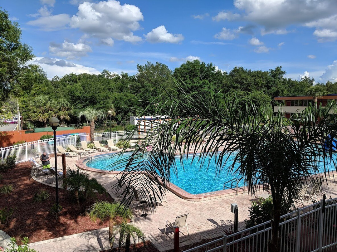 奥兰多基西米红狮酒店主图