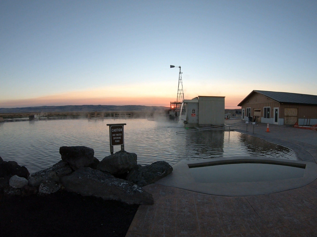 Crystal Crane Hot Springs-Crane必去景点