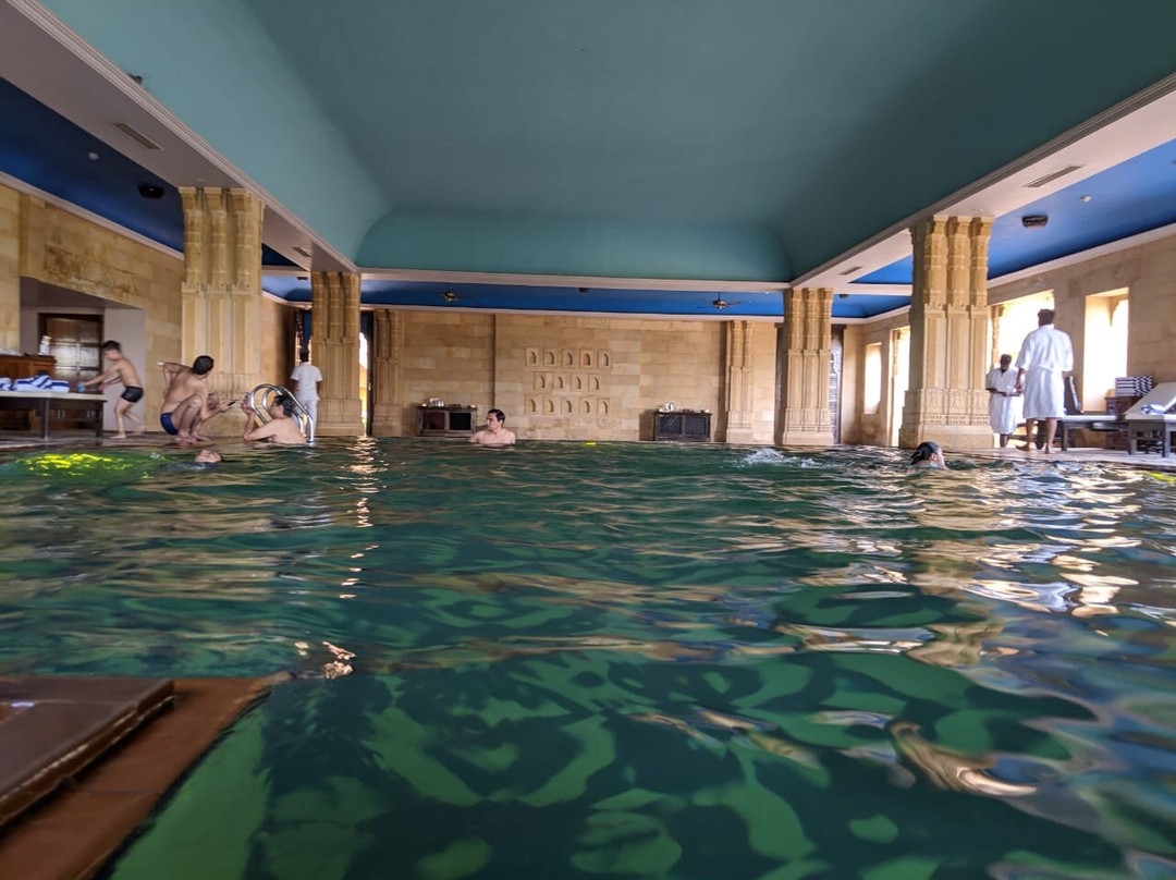 苏尔亚加酒店主图