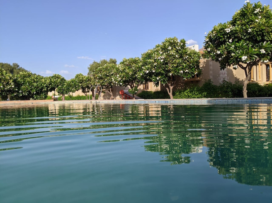 塔尔绿洲度假村营地主图