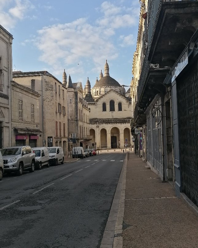 Perigueux Saturday Street Market景点图片