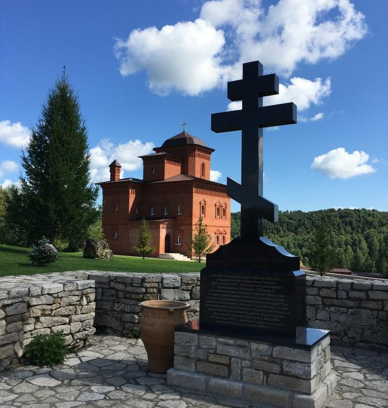 St. George Monastery of Assumption Svyatyye Kustiki-Usa-Stepanovka必去景点