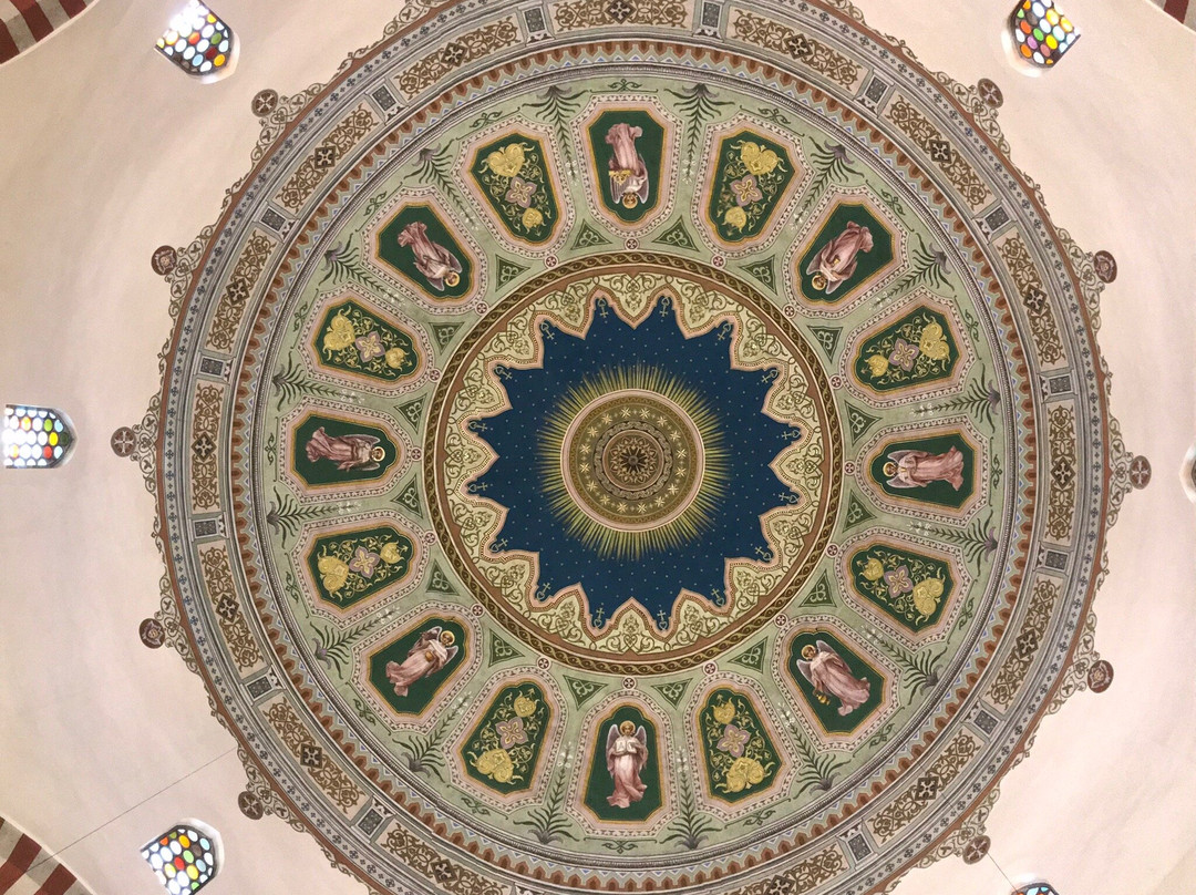 Mosque of Pasha Gazi Kassim Church of Gyertyaszentelo Boldogasszony景点图片