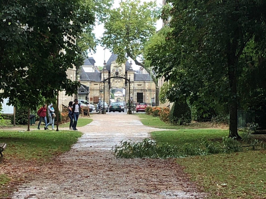 Parc de Richelieu景点图片
