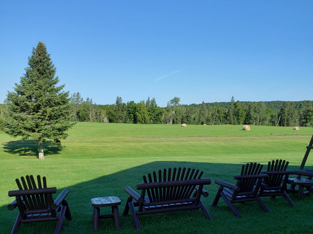 Chicaugon Lake Inn主图