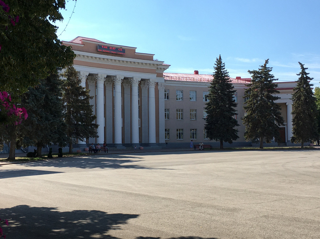 Lenina Square-Novokuybyshevsk必去景点