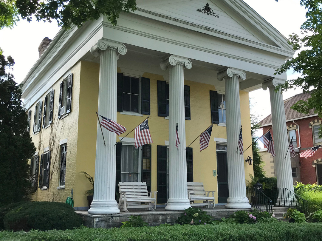 The Laurentide Inn主图