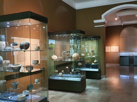 Archelogical museum-瓦尔纳必去景点