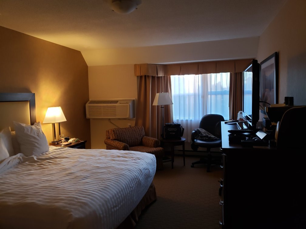 Best Western Plus Emerald Isle Hotel主图
