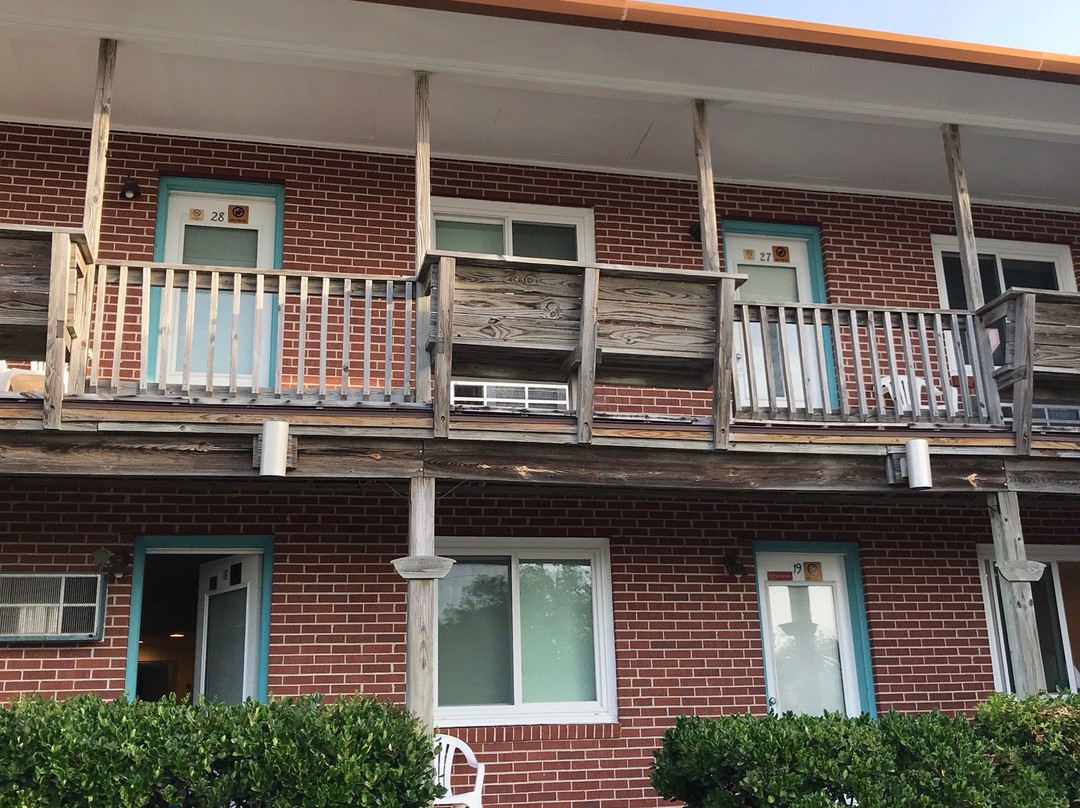 Cape Pines Motel主图