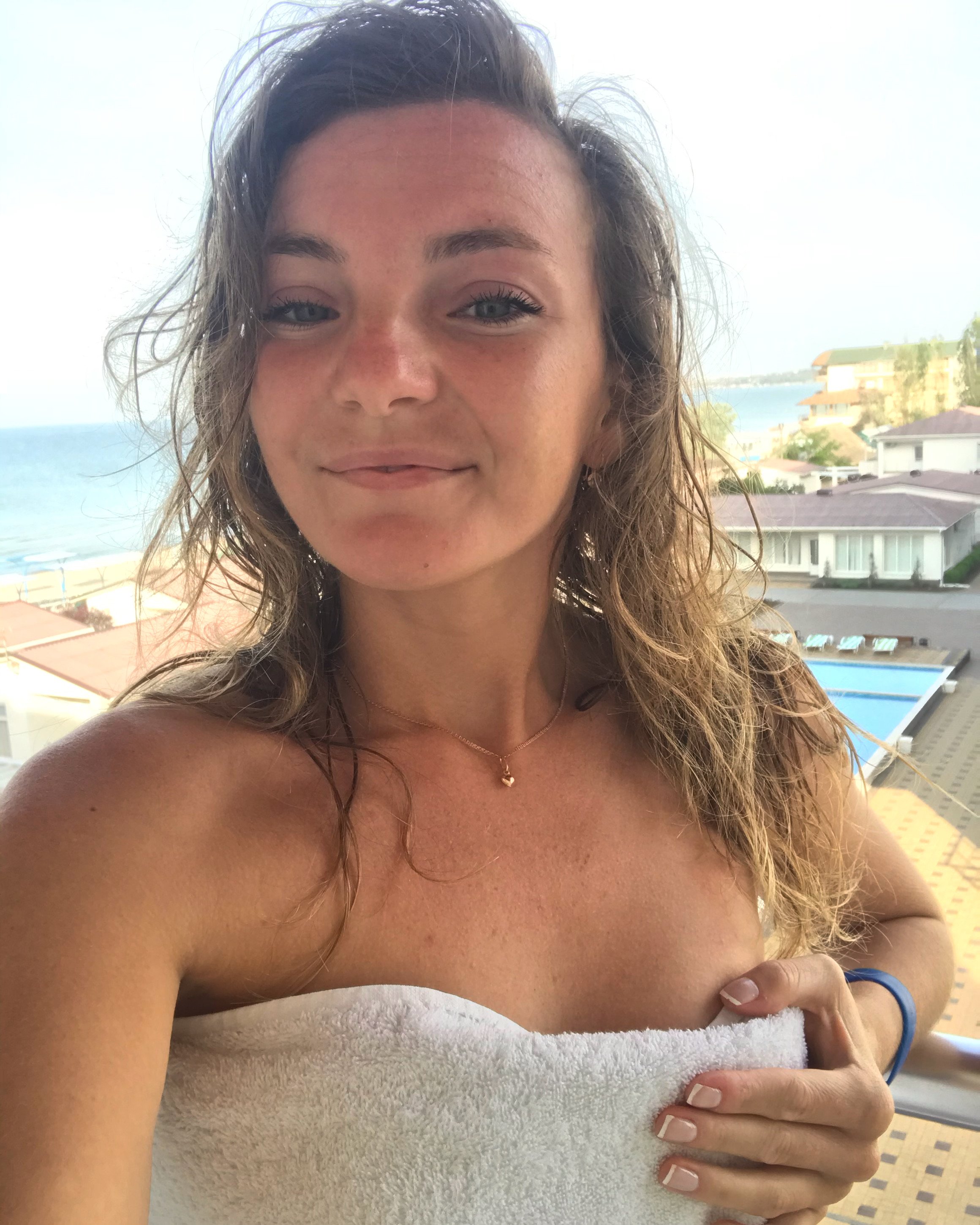 Dolphin-portrait