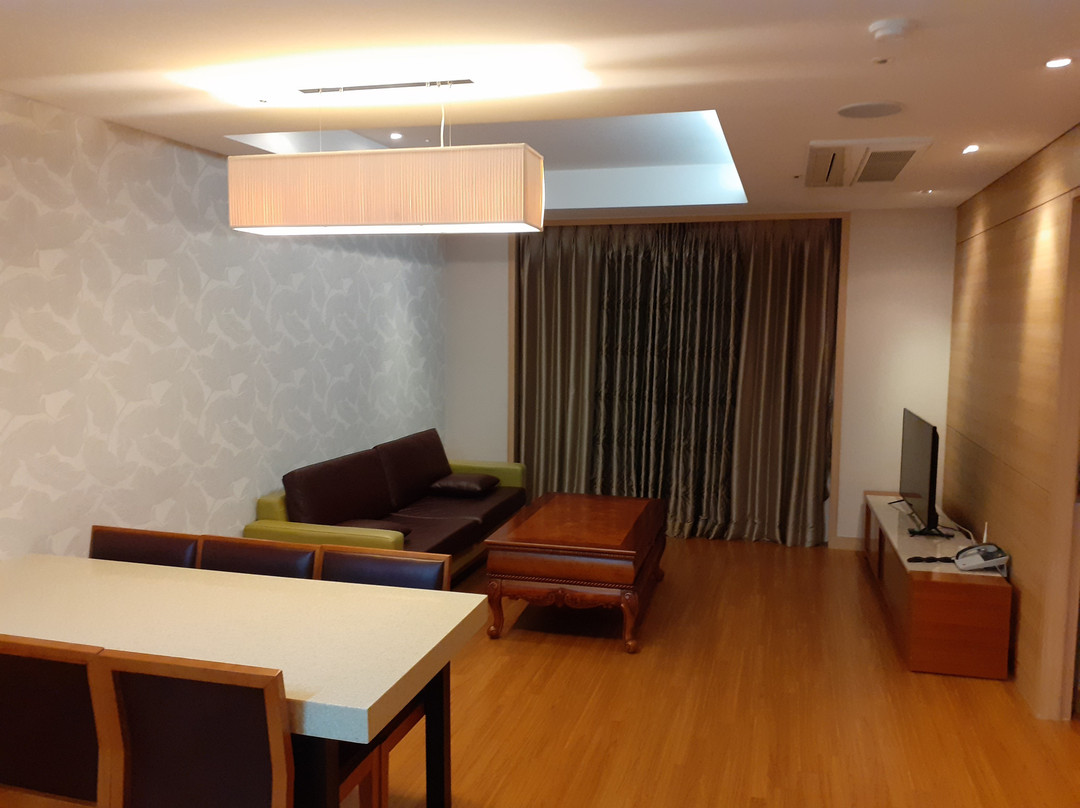 Chereville Spa Tourist Hotel主图