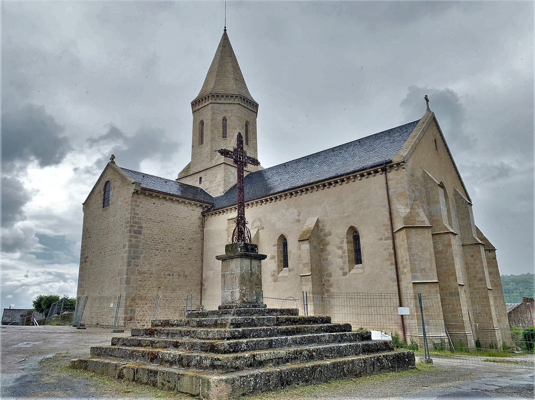 Eglise Saint-thyrse-Chateauponsac必去景点