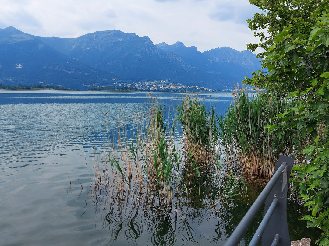 Lago di Annone景点图片