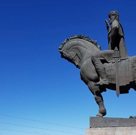 Monument of King Vakhtang Gorgasali-第比利斯必去景点