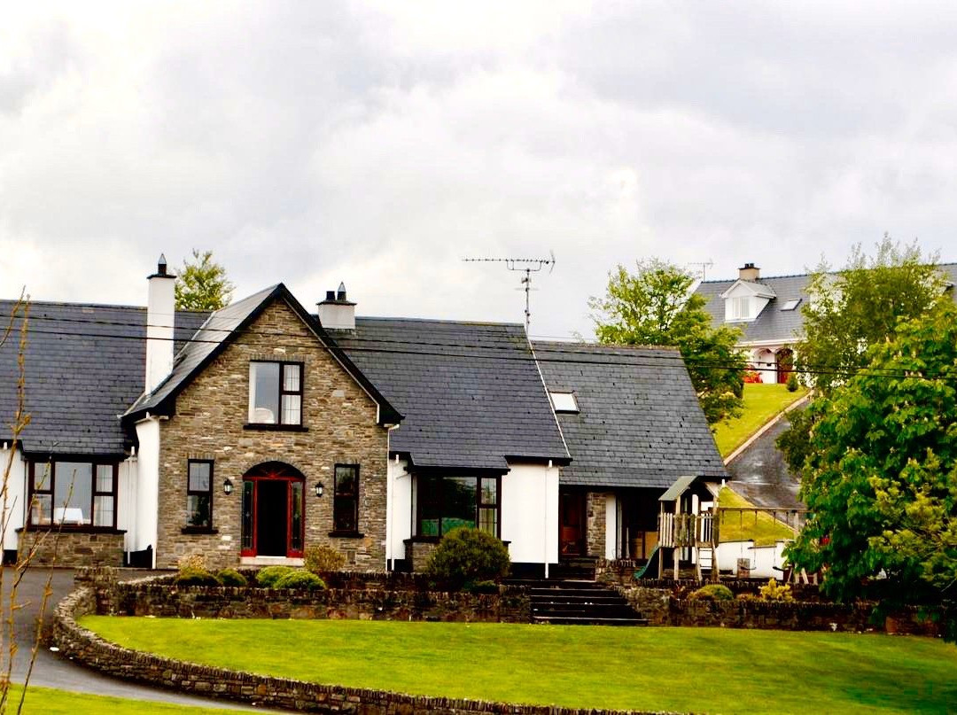 Laghey酒店住宿-米尔城屋旅馆