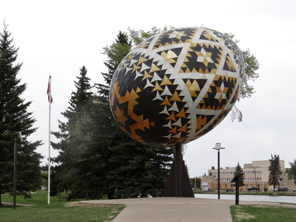 Vegreville Pysanka Egg-韦格勒维尔必去景点