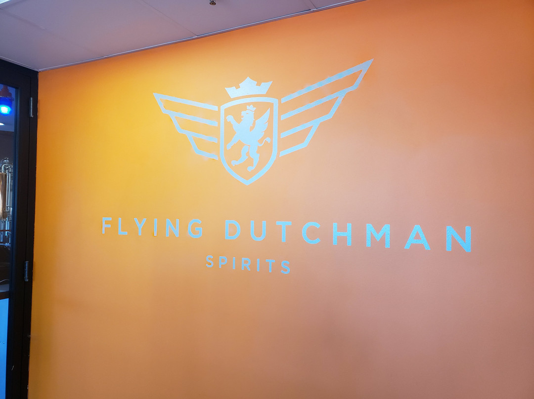 Flying Dutchman Spirits景点图片