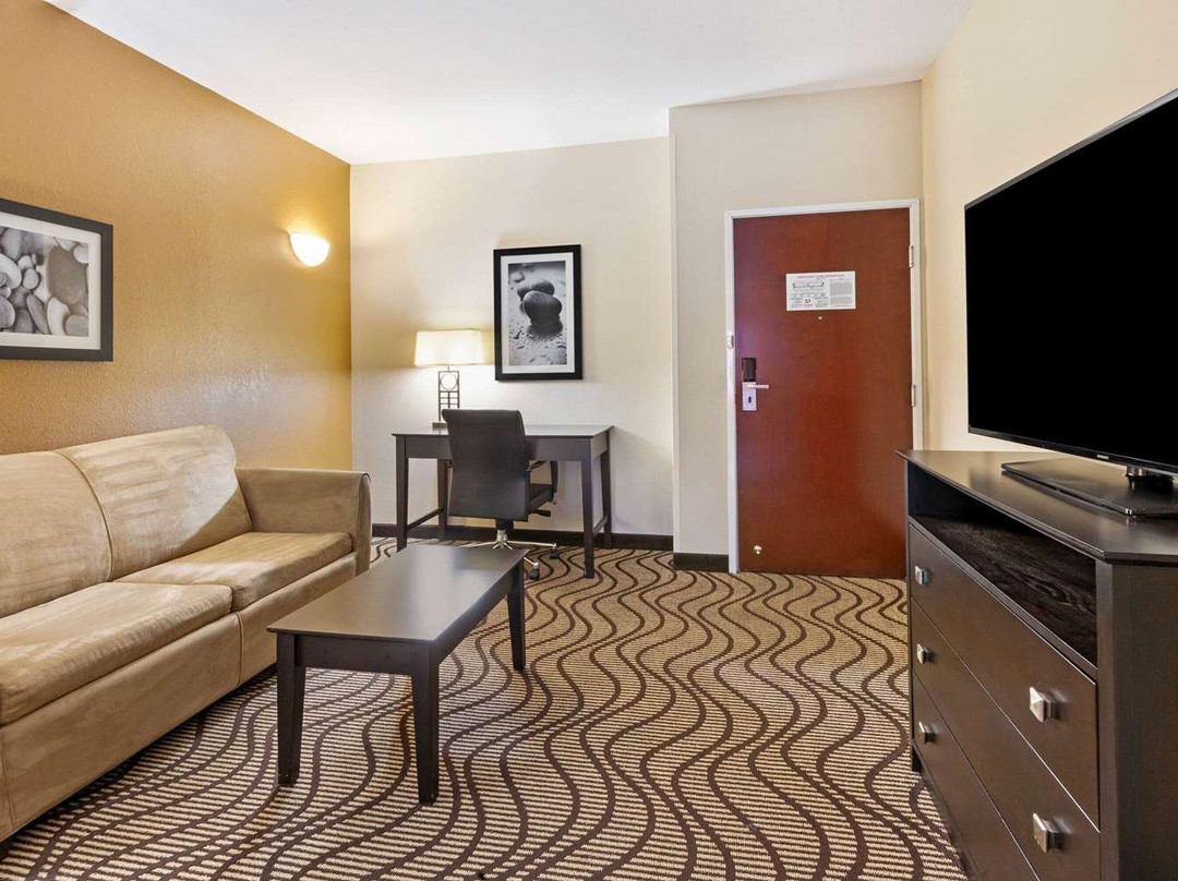 La Quinta Inn & Suites by Wyndham South Bend主图