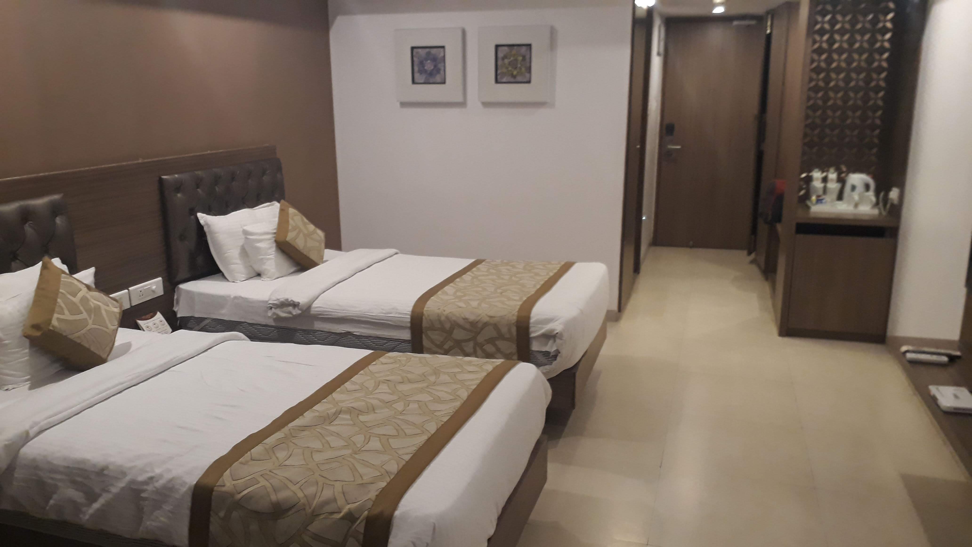 Hotel Dwarkamai-官方