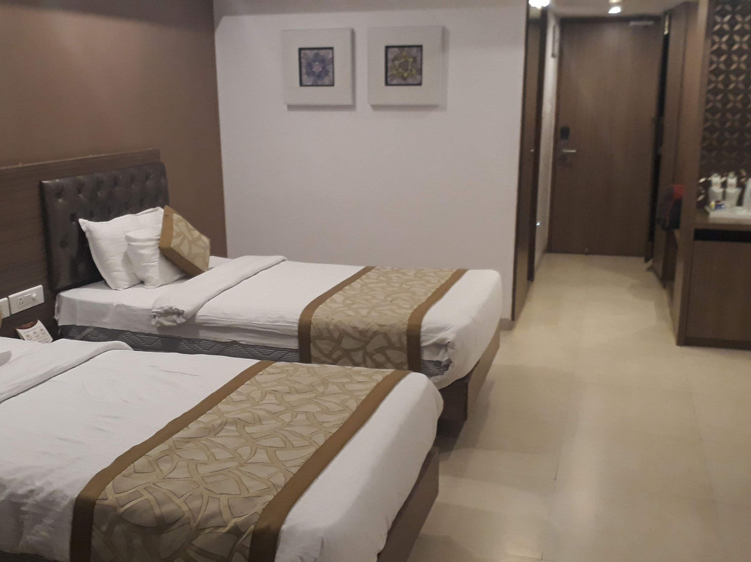 Hotel Dwarkamai主图