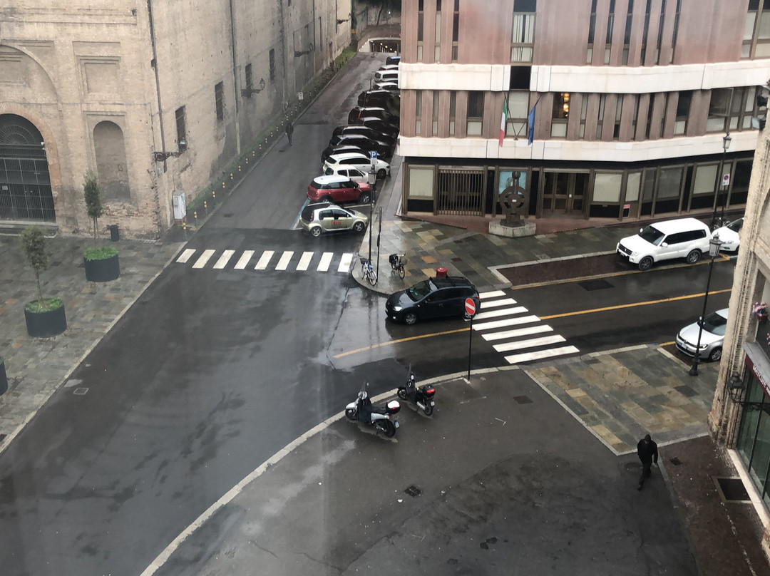 帕尔马酒店住宿-司汤达酒店