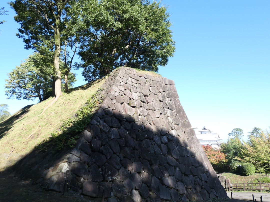Kanazawa Castle Tsurumaru Warehouse-金泽市必去景点