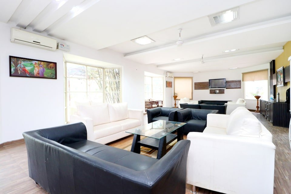 Capital O 3864 Master Farm主图